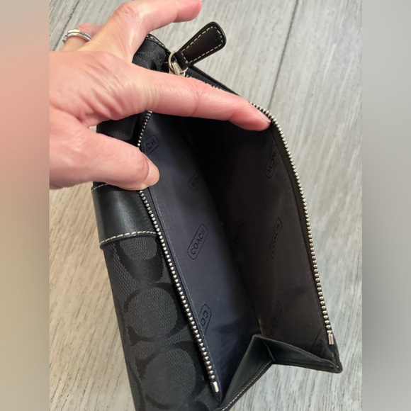 LOW START Coach Jacquard and Leather Wallet - Picture 7 of 10